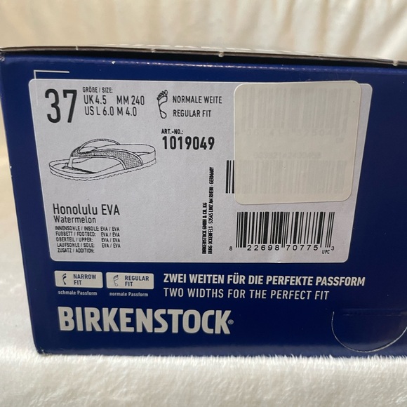 NWT Birkenstock flip flops - Picture 5 of 5